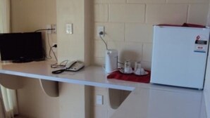 Unclassified image, 5 of 14, button - Galusina Hotel - Hostel (Solosolo)