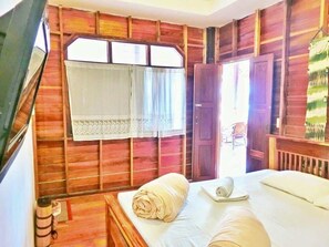 Standard Double Room | Rollaway beds, free WiFi - Huan Kum Huk (Chiang Khan)