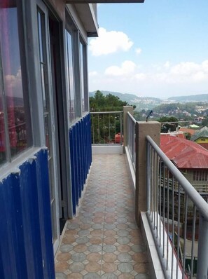 Terrace/patio - Kensington Garden BNB (Baguio)
