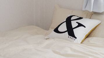 4 bedrooms, free WiFi, bed sheets