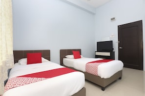 Deluxe Twin Room - Hotel O Come Inn Premium (Kuala Terengganu)