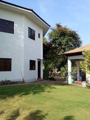 Exterior - Kiwi's Hidden Resort (Medellin)