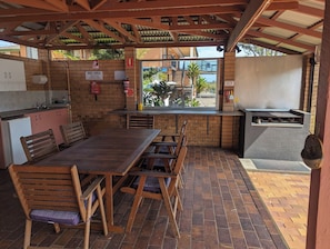 Aire de pique-nique/barbecue