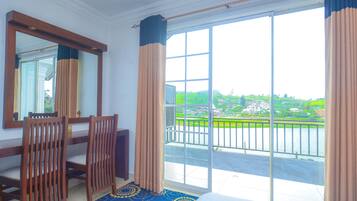 Deluxe-værelse til 3 personer - balkon - søudsigt | Balkon