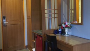 Deluxe Twin Room | Room amenity - D-ONE Hotel (Hat Yai)