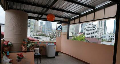 Mahajak Residences Sukumvit31