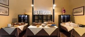 Esmorzar diari d'estil bufet (de pagament) 