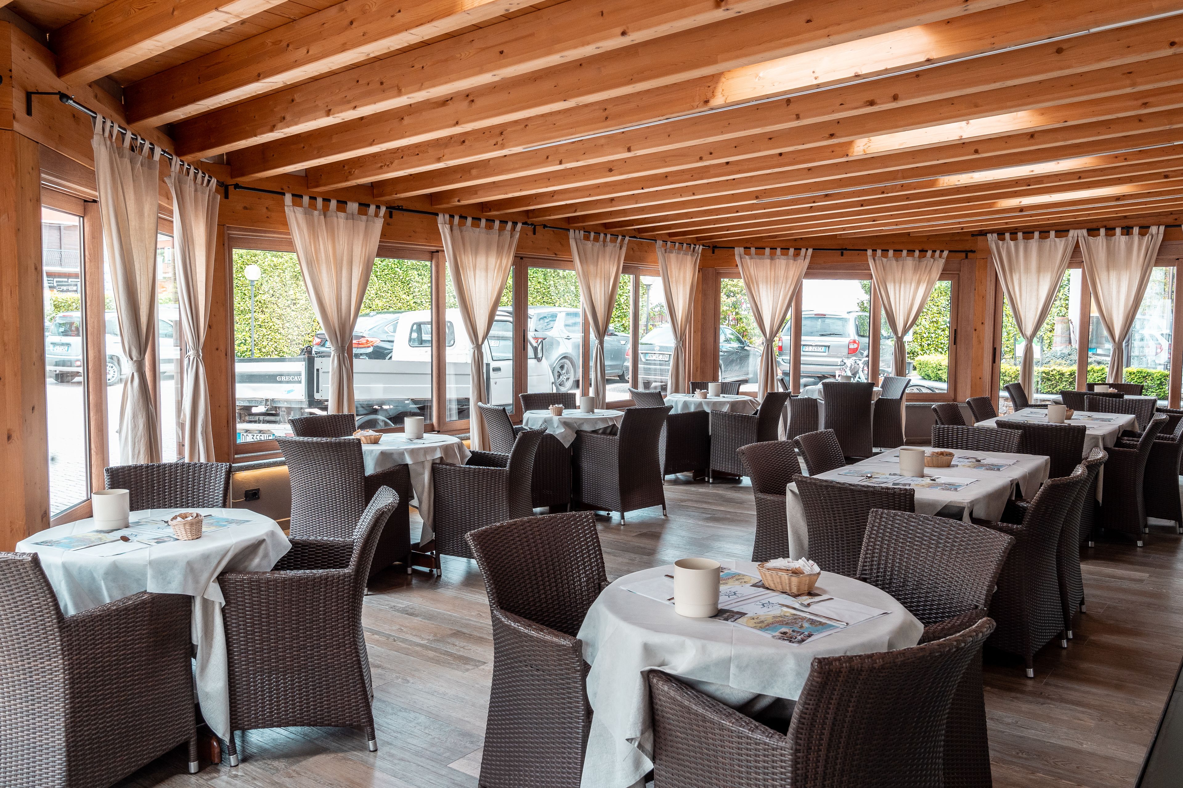 Daily buffet breakfast (EUR 16 per person)