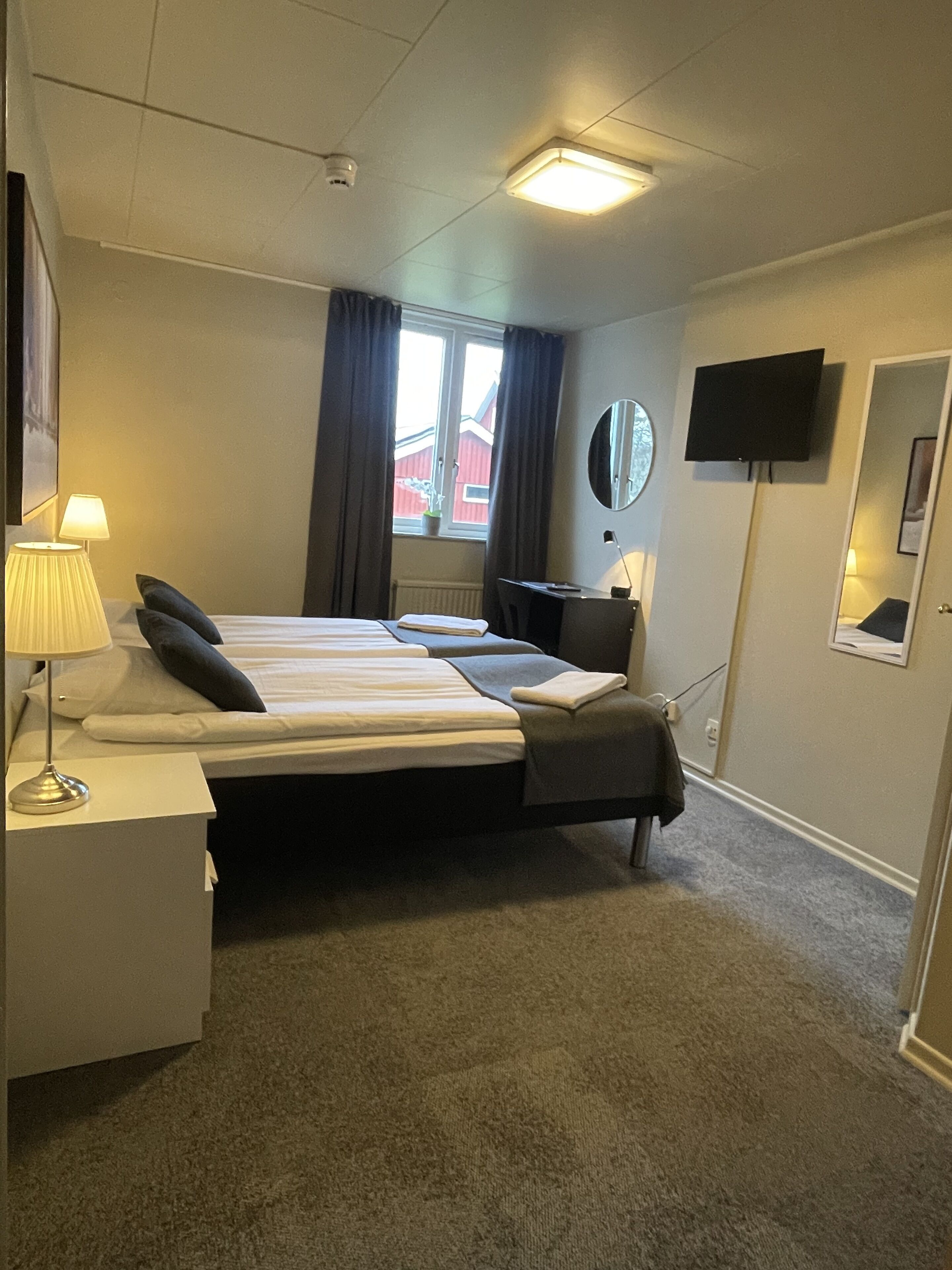 double room | desk, blackout curtains, iron/ironing board, free wifi
