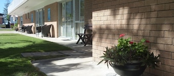 Jadran Motel & El Jays Holiday Lodge