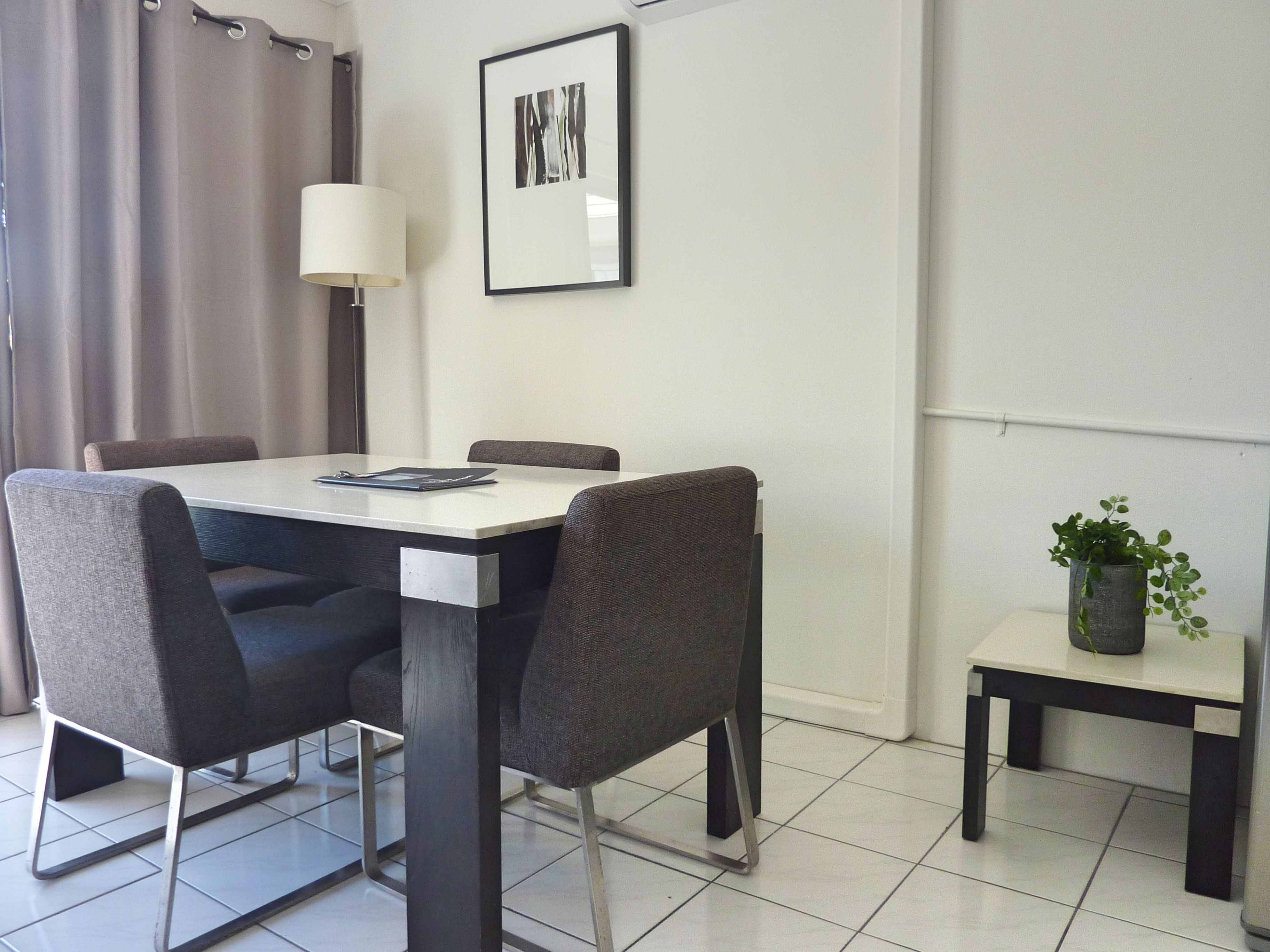 2 Bedroom Family Apartment | In-room dining
