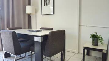 2 Bedroom Family Apartment | In-room dining