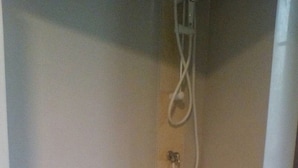 Standard Double Room Private Bathroom | Baño