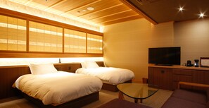 ห้องสวีท (Japanese Western Open-Air Onsen F) | เครื่องนอนระดับพรีเมียม, มินิบาร์, ตู้นิรภัยในห้องพัก, Wi-Fi ฟรี