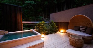 Twin Room with Open-Air Onsen Type B | Bathroom | Free toiletries, bathrobes, slippers, bidet