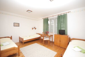In-room safe, desk, free cots/infant beds, free WiFi