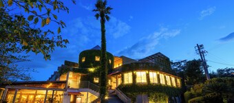 Resort Hotel Moanacoast