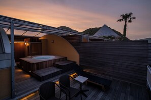 Deluxe Force Room Maisonette with Spa Bath -Main Building | Free WiFi, bed sheets - Resort Hotel Moanacoast (Naruto)