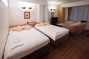 Standard Twin Room Maisonette with Spa Bath -Main Building