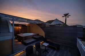 Standard Twin Room Maisonette with Spa Bath -Main Building