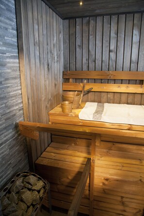 Cottage, 2 Bedrooms, Private Bathroom, Park View (Koppelo) | Sauna - Ivalo River Camping & Resort (Inari)