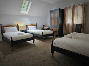 Premium bedding, desk, iron/ironing board, free WiFi