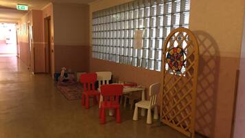 Children’s play area – indoor