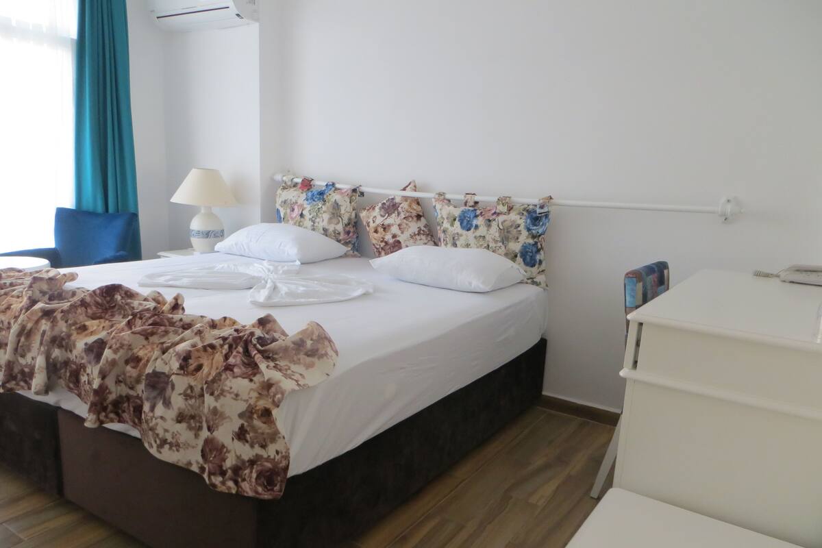Standard Double or Twin Room, 1 Double or 2 Single Beds