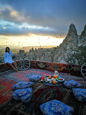 Front of property - Hermes Cave Hotel (Nevsehir)