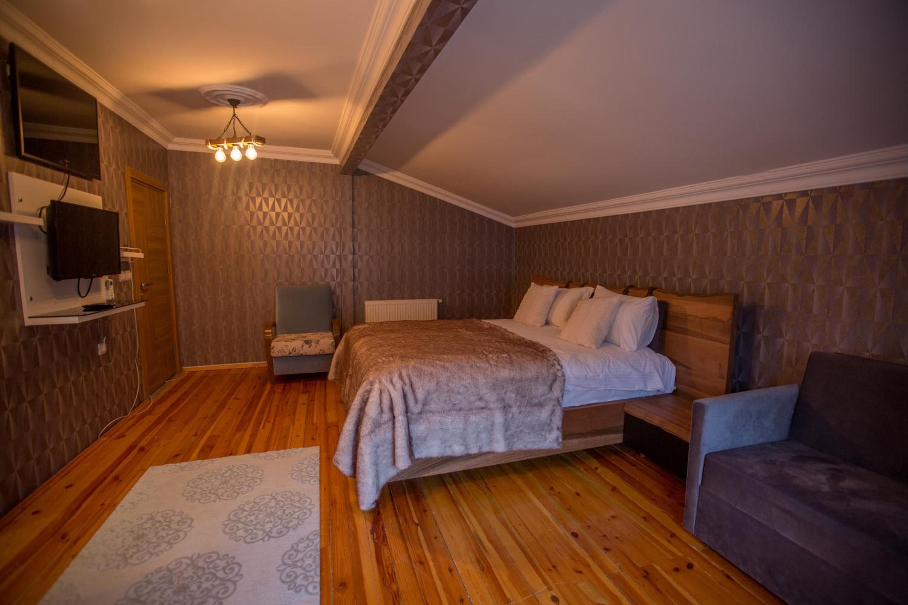 premium bedding, in-room safe, desk, iron/ironing board