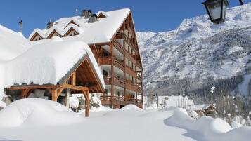 Façana frontal de l'allotjament