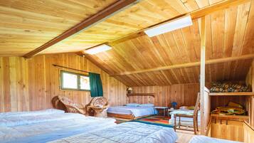 Chalet Tradition, salle de bains attenante | Literie de qualité supérieure, bureau, rideaux occultants