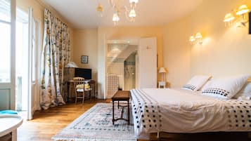 Superior Double Room | Premium bedding, desk, blackout drapes, soundproofing