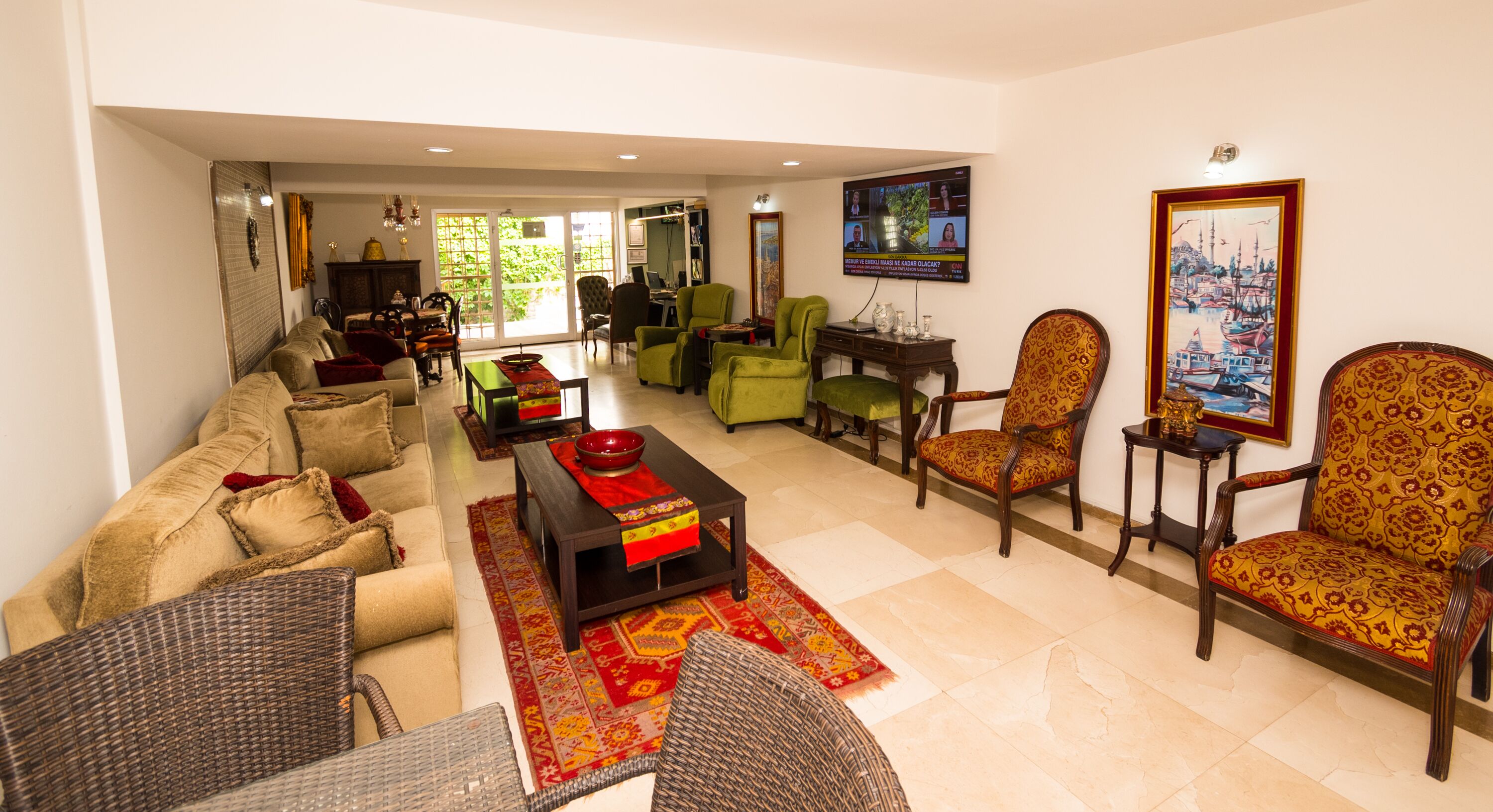 Photo - 7 Art Feslegen Hotel By Egeos