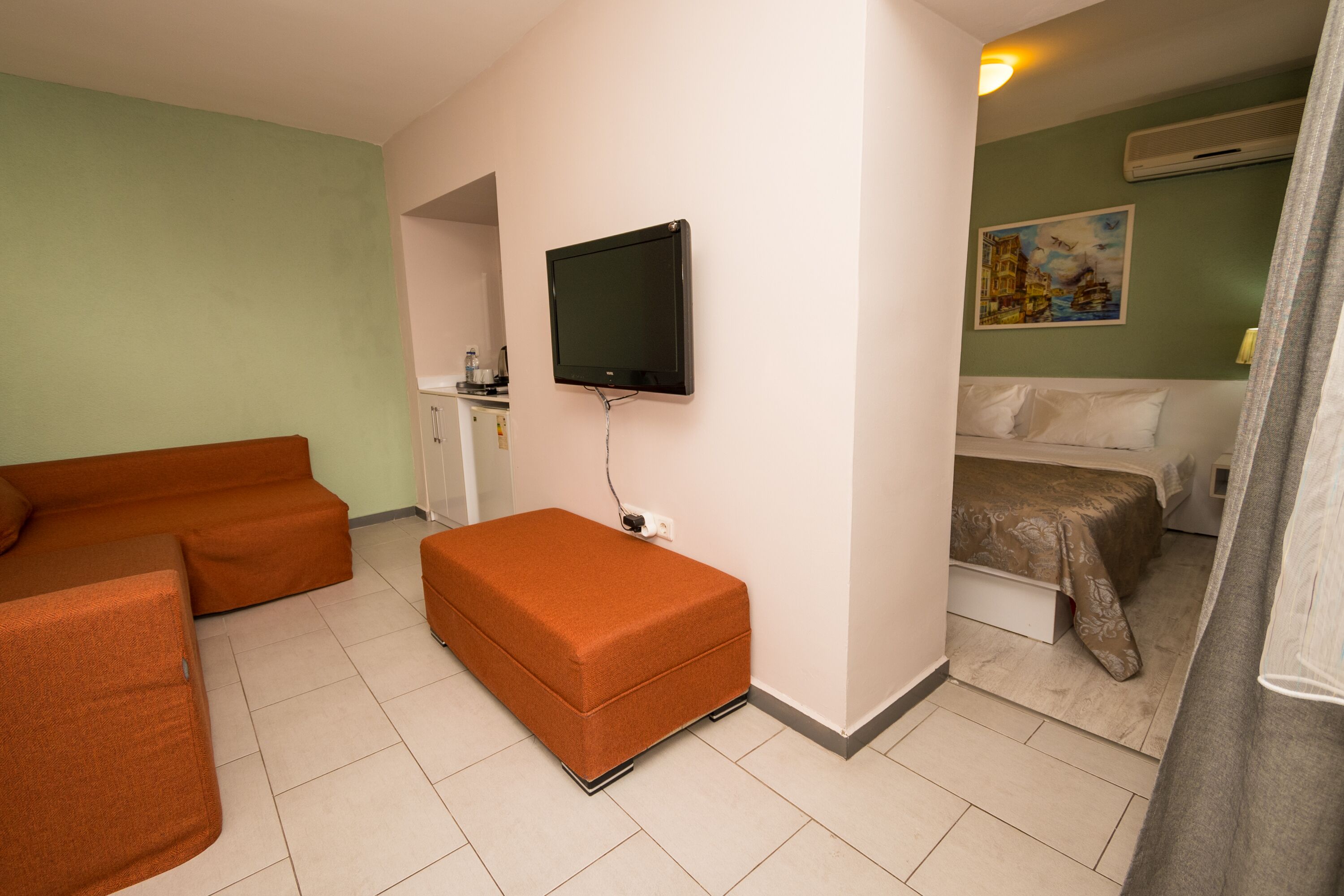 Photo - 7 Art Feslegen Hotel By Egeos