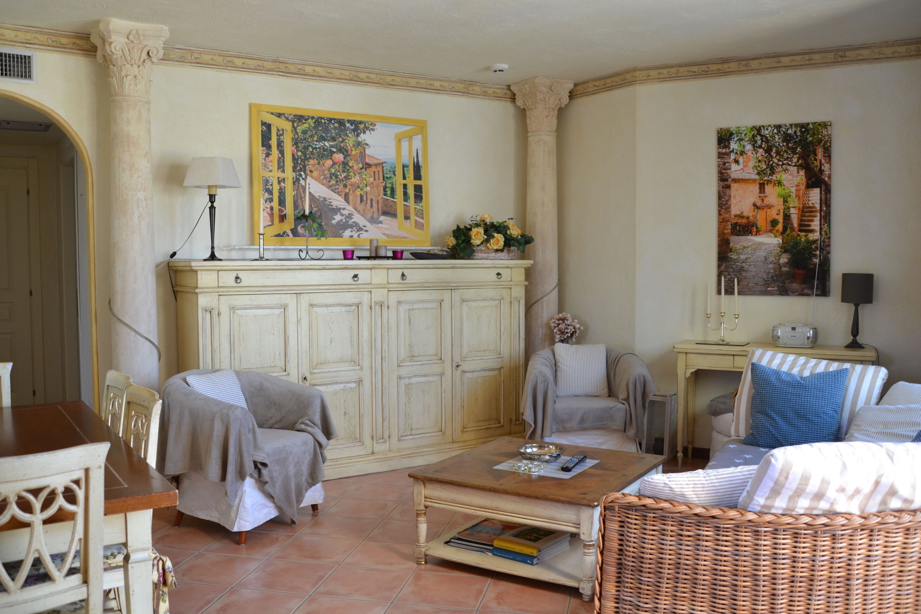 Leilighet – superior, 2 soverom (4 People) | Oppholdsområde | TV