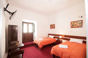 Basic Twin Room, 2 Katil Bujang (Single) | 1 bilik tidur, peti besi dalam bilik, Wi-fi percuma 