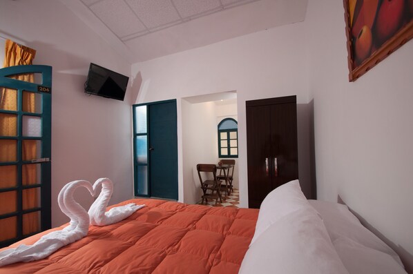 Basic Double Room | 1 bilik tidur, peti besi dalam bilik, Wi-fi percuma 