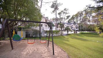 Children's play area - outdoor
