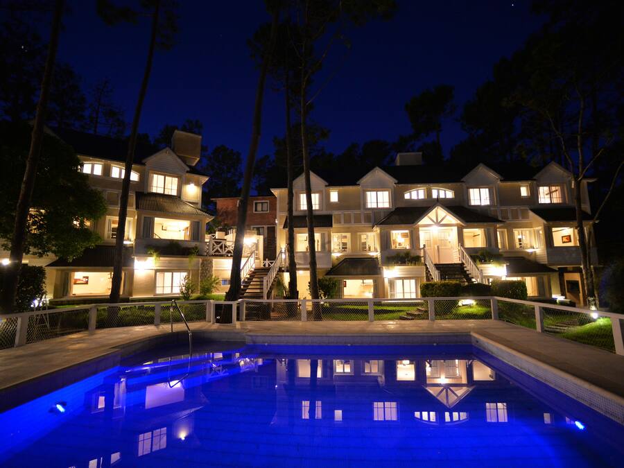 Front of property - evening/night