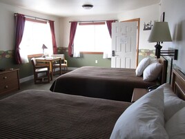 Deluxe Room, 2 Beds  | Free rollaway beds, free WiFi, bed sheets