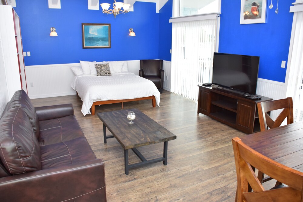 Longliner Lodge & Suites photo 3