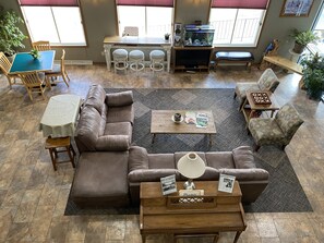 Interior - SunRise Inn Hotel (Mondovi)