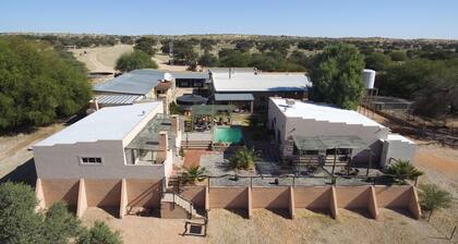 Kalahari Farmstall - Accommodation and Campground
