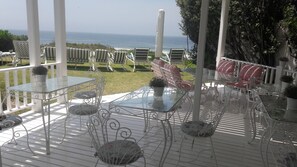 Free buffet breakfast - Southern Cross Beach House (Plettenberg Bay)