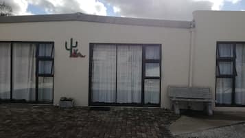 Lux en-suite 2 -3 sleeper | Free WiFi
