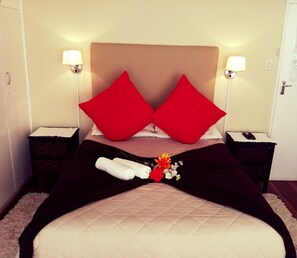 Camera (En-suite with Bath / shower ) | Wi-Fi gratuito