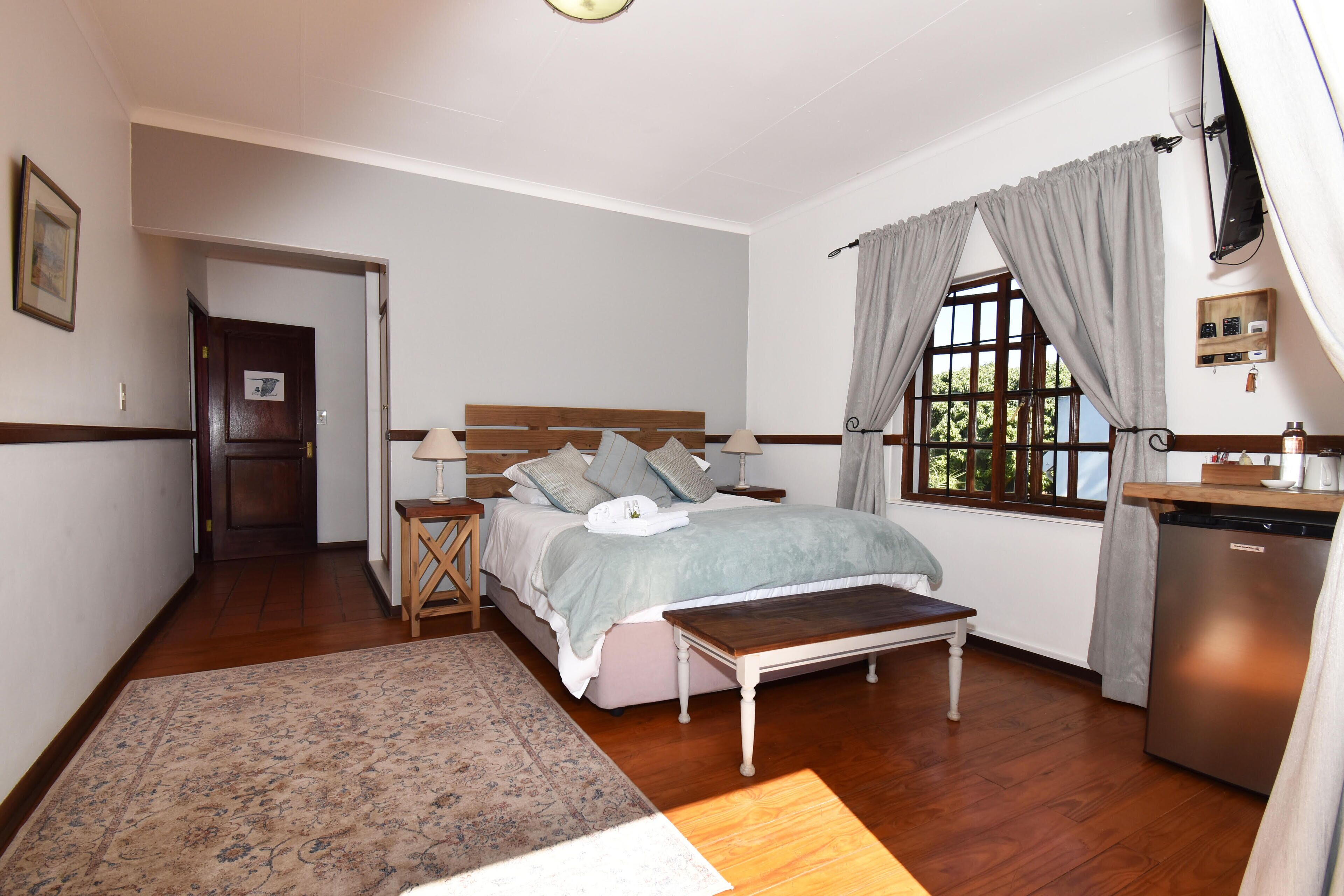 Deluxe Double Room | Desk, free WiFi, bed sheets