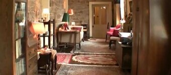 The Noon-Collins Inn