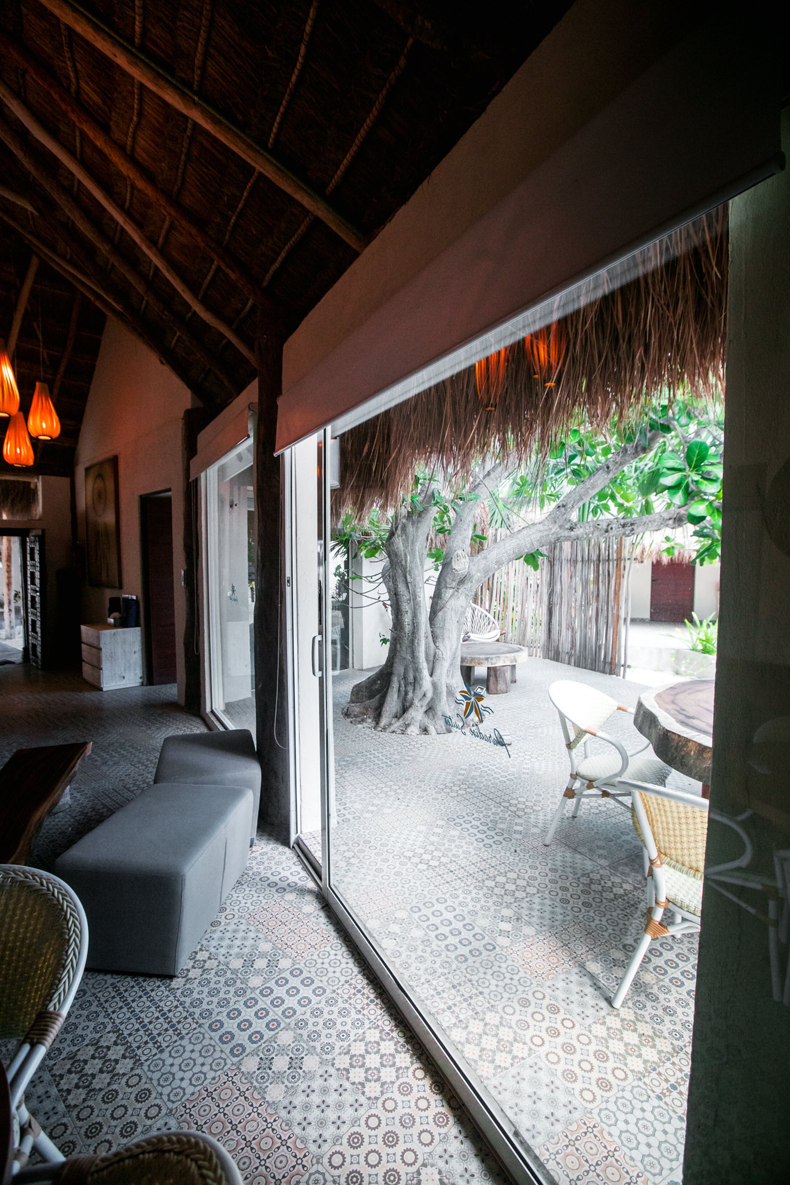 Photo - Hotel Paradise Suites